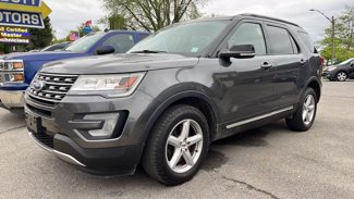 Used 2017 Ford Explorer XLT w/ Equipment Group 202A image 1