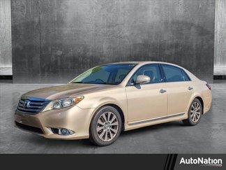 Used 2011 Toyota Avalon Limited image 1