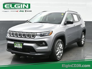 Used 2022 Jeep Compass Latitude image 1