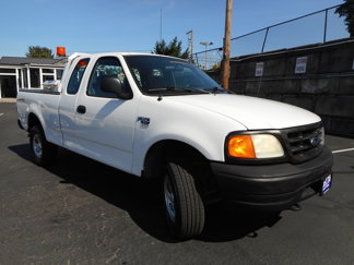 Used 2004 Ford F150 XL image 1