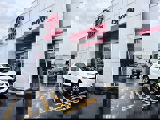 Used 2022 Buick Encore Preferred w/ Safety Package image 1