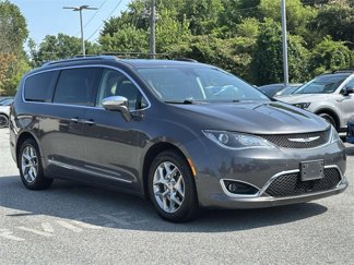 Used 2018 Chrysler Pacifica Limited w/ Advanced Safetytec Group image 1