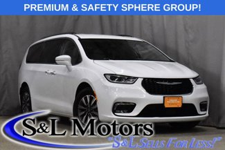 Certified 2021 Chrysler Pacifica Touring-L image 1