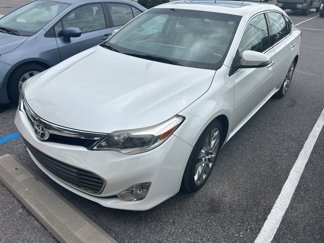 Used 2014 Toyota Avalon image 1