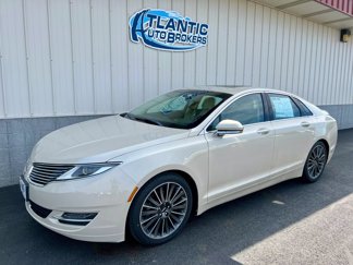 Used 2014 Lincoln MKZ Hybrid image 1