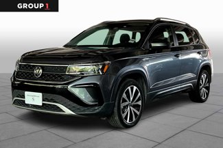 Used 2022 Volkswagen Taos SE image 1