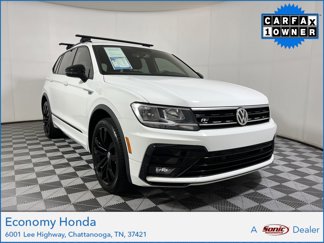 Used 2021 Volkswagen Tiguan SE R-Line image 1