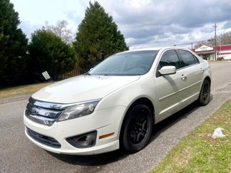 Used 2011 Ford Fusion SE image 1