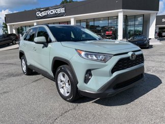Used 2021 Toyota RAV4 XLE image 1