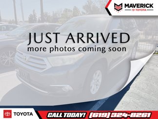 Used 2012 Toyota Highlander SE image 1