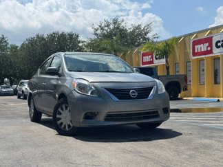 Used 2013 Nissan Versa SV image 1