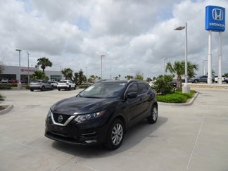Used 2022 Nissan Rogue Sport SV image 1