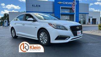 Used 2017 Hyundai Sonata SE image 1