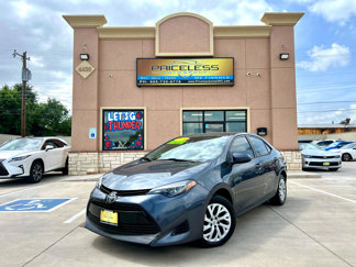 Used 2019 Toyota Corolla LE image 1