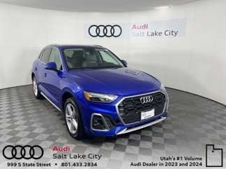 Used 2022 Audi Q5 e Premium w/ Convenience Package image 1