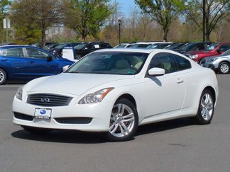 Used 2010 INFINITI G37 x w/ Premium Pkg image 1