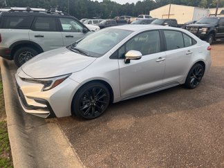 Used 2024 Toyota Corolla SE image 1