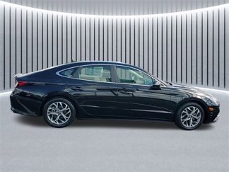 Used 2022 Hyundai Sonata SEL w/ Preferred Accessory Package video 2
