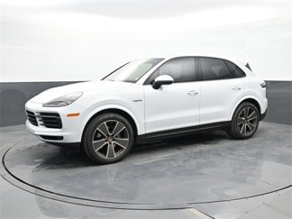 Used 2023 Porsche Cayenne Platinum Edition image 1