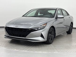 Used 2022 Hyundai Elantra SEL w/ Cargo Package image 1