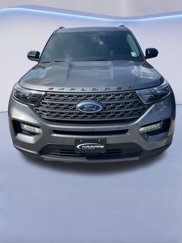 Used 2022 Ford Explorer XLT w/ Equipment Group 202A image 1