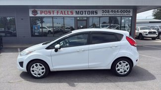 Used 2012 Ford Fiesta SE w/ Winter Pkg image 1