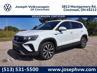 Used 2022 Volkswagen Taos SE image 1