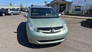 Used 2006 Toyota Sienna XLE image 1