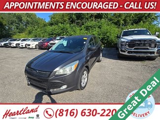 Used 2016 Ford Escape SE image 1