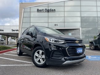 Used 2020 Chevrolet Trax LT w/ Driver Confidence Package image 1