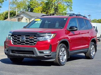 Used 2022 Honda Passport TrailSport image 1