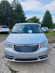 Used 2011 Chrysler Town & Country Touring-L w/ Entertainment Group #2 image 1