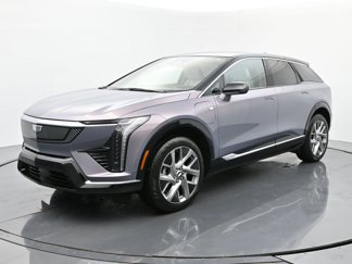 New 2025 Cadillac Optiq Luxury 1 image 1