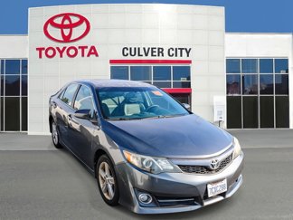 Used 2014 Toyota Camry SE image 1