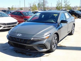New 2025 Hyundai Elantra Sport image 1