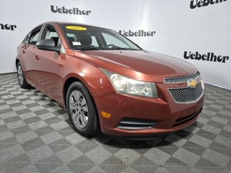 Used 2013 Chevrolet Cruze LS image 1