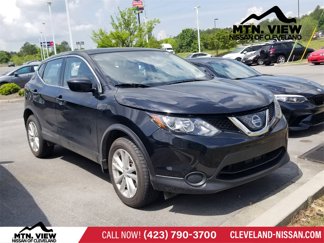 Used 2018 Nissan Rogue Sport S w/ S Appearance Package image 1