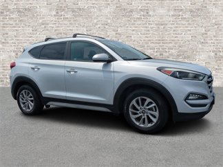 Used 2017 Hyundai Tucson SE image 1