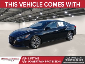 Used 2024 Nissan Altima 2.5 SV image 1