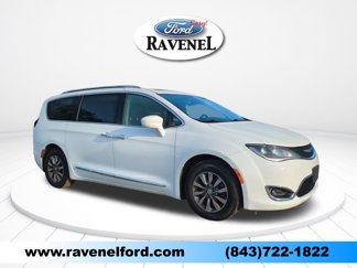 Used 2019 Chrysler Pacifica Touring-L Plus image 1