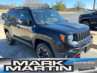 Used 2023 Jeep Renegade Trailhawk w/ Trailhawk Elite Group image 1