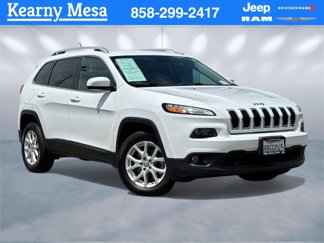 Used 2018 Jeep Cherokee Latitude image 1