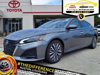 Used 2023 Nissan Altima 2.5 SV video 1