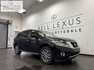 Used 2016 Nissan Pathfinder SV image 1
