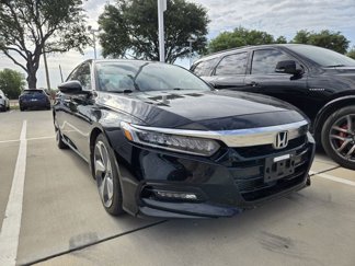 Used 2018 Honda Accord Touring image 1