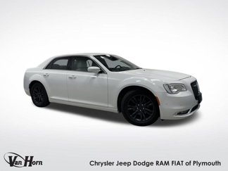 Used 2021 Chrysler 300 Touring L video 1