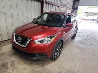 Used 2020 Nissan Kicks SV image 1