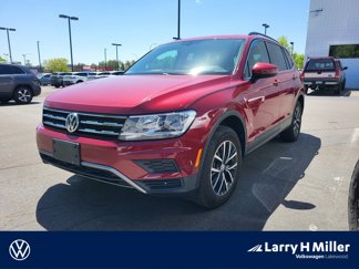 Used 2019 Volkswagen Tiguan SE w/ Panoramic Sunroof Package image 1