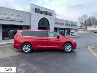 New 2025 Chrysler Pacifica Select image 1