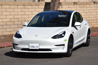 Used 2023 Tesla Model 3 Standard Range image 1